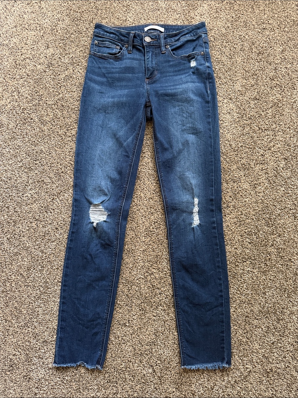 LC Lauren Conrad Distressed Dark Wash Skinny Jeans - Women’s Size 4